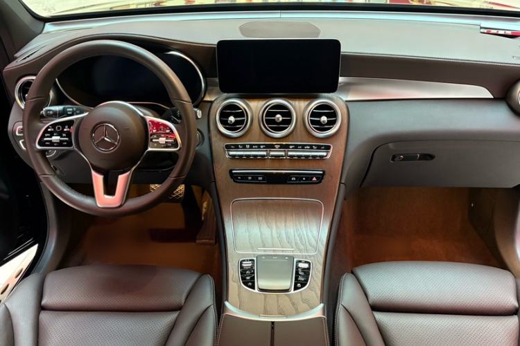 Used Mercedes-Benz GLC 2022 Refreshed GLC 300 L 4MATIC Dynamic Edition Prestige Version
