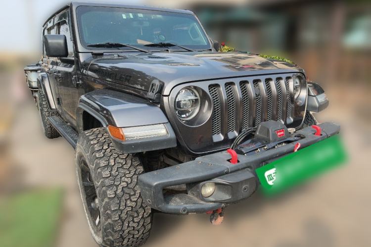 Used Jeep Wrangler 2018 2.0T Sahara Four-Door Edition Front Right 45 Deg