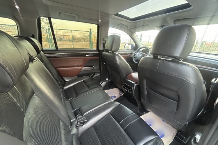 Used GAC Trumpchi GS8 2017 320T Two-Wheel Drive Luxury Smart Connectivity Version (7 Seats)