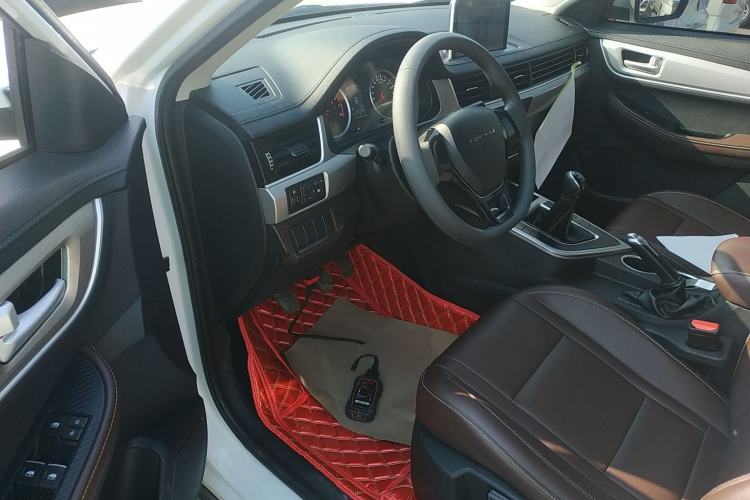 Used FORTHING T5 2022 Grand Edition 1.6L Manual Dream-Chasing Five-Seat Model
