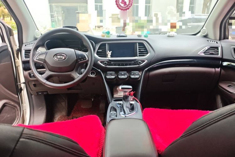 Used GAC Trumpchi GS4 2017 235T Automatic Two-Wheel Drive Elite Edition Center Console