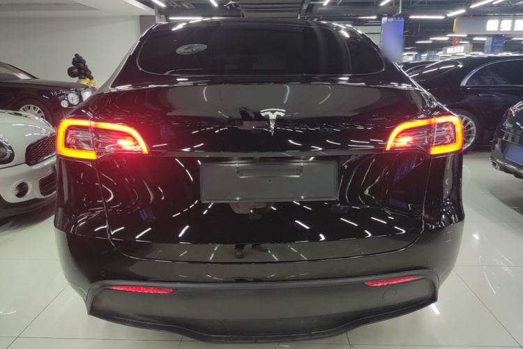 Used Tesla Model Y 2021 Standard Range Rear-Wheel Drive Version