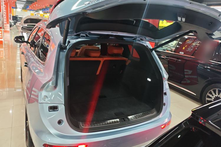 Used Hima AITO M7 2024 1.5T Intelligent Driving All-Wheel Drive Pro Version 5 Seats Ternary Lithium Battery Trunk