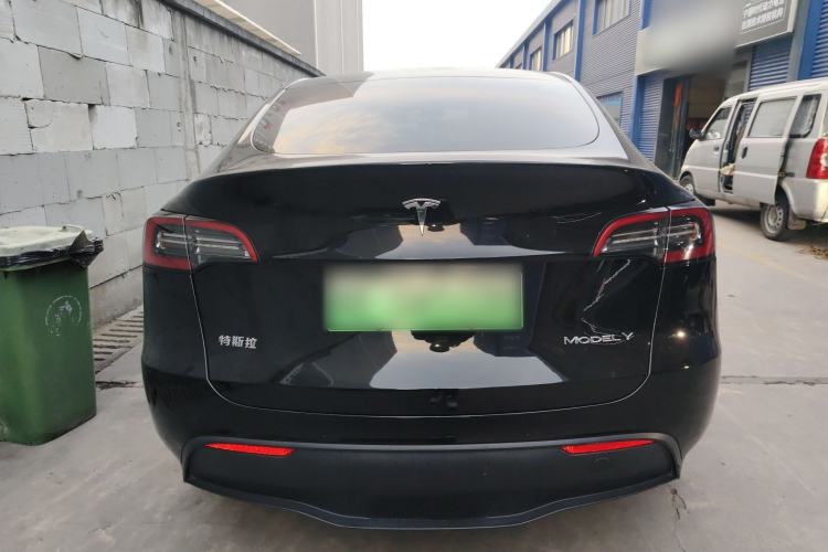 Used Tesla Model Y 2021 Long-Range All-Wheel-Drive Version 3D7