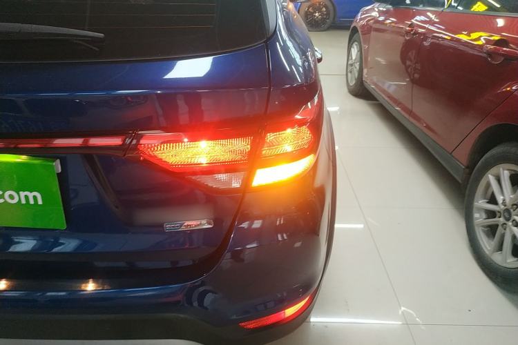 Used Kia KX Cross 2018 1.6L Automatic Dynamic Sunroof Version