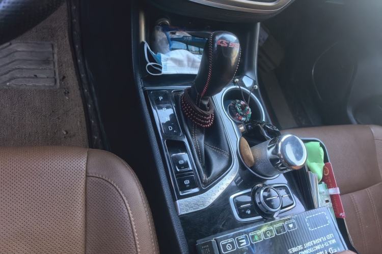 Used CHANGAN CS95 2017 2.0T Four-Wheel Drive ZhiZun Edition
