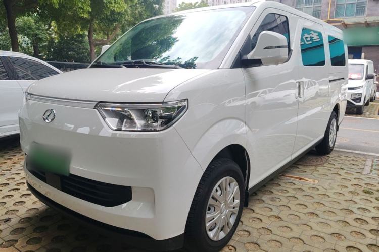 Used Ruichi EC75 2025 Model Passenger Vehicle Ultra-Charging Edition Pioneer I 52.16 kWh