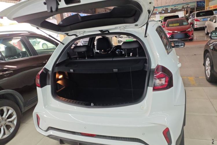 Used Geely Auto Vision X3 2021 PRO 1.5L CVT Deluxe Model
