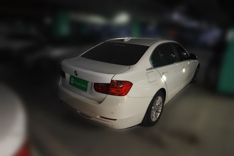 Used BMW 3 Series 2014 320Li Fashion Model Rear Right 45 Deg