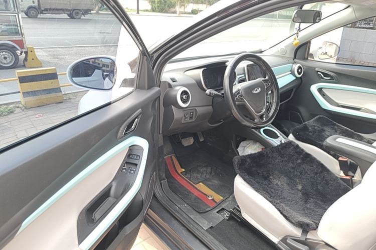 Used Chery QQ Little Ant 2021 150 000 Yuan "Ant Fan" Edition New Ant Cool Version Lithium-Ion Battery Driver Seat