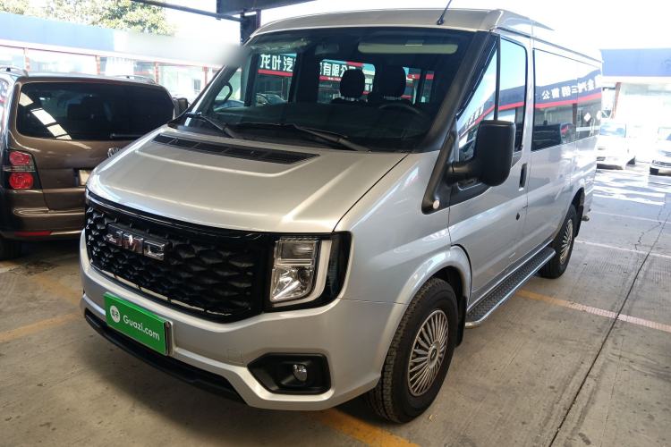Used JMC Fushun 2023 2.0T Manual Short Wheelbase Low-Roof Commercial Multi-Purpose Passenger Vehicle 6 Seats with Lift-Up Tailgate