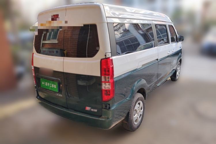 Used Jinbei New Hiace X30L 2024 Wealth Edition Passenger Vehicle 5/6/7 Seater