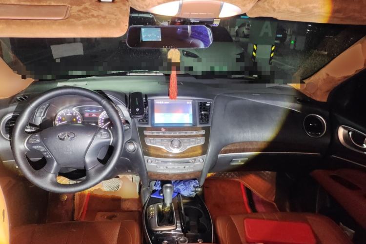 Used Infiniti JX 2013 JX35 Two-Wheel-Drive Excellence Edition
