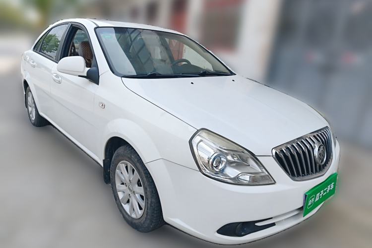 Used Buick Excelle 2013 1.5L Manual Classic Model Front Right 45 Deg