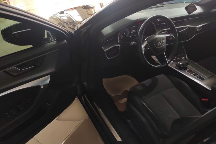 Used Audi A6L 2019 40 TFSI Luxury Dynamic Model
