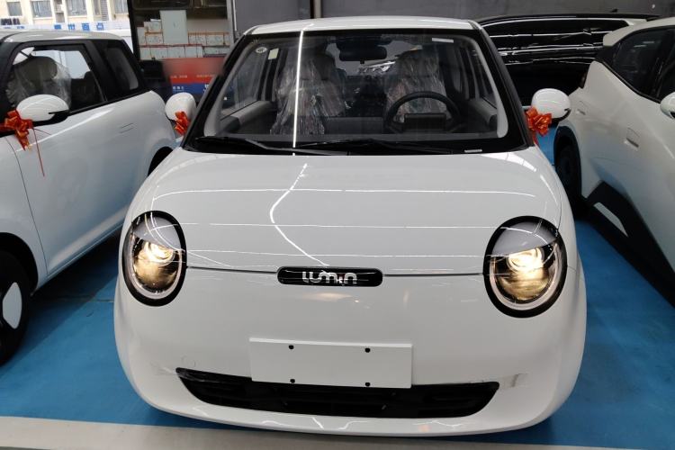 Used CHANGAN NEVO Lumin 2025 205 km Xiangqin Version
