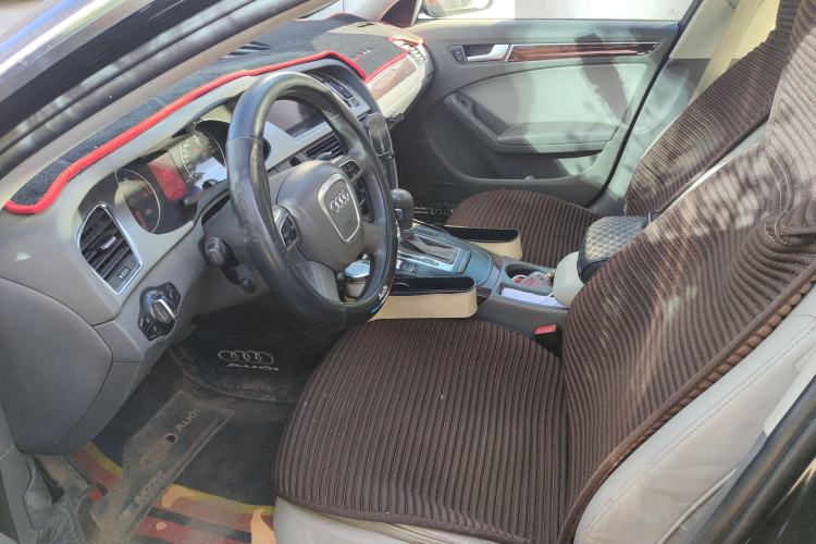 Used Audi A4L 2012 2.0 TFSI automatic Comfort trim level