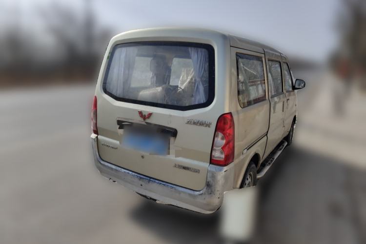 Used Wuling Rongguang 2011 1.2L Base Version
