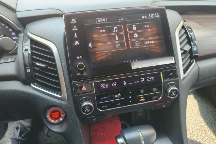 Used Honda Avancier 2017 240TURBO Two-Wheel Drive Luxury Edition Audio And AC Panel