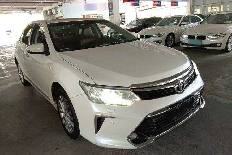Used Toyota Camry 2016 2.5G 10th Anniversary Deluxe Navigation Edition
