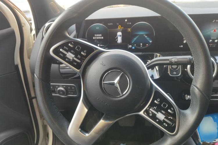 Used Mercedes-Benz GLA 2022 Second Facelift GLA 200