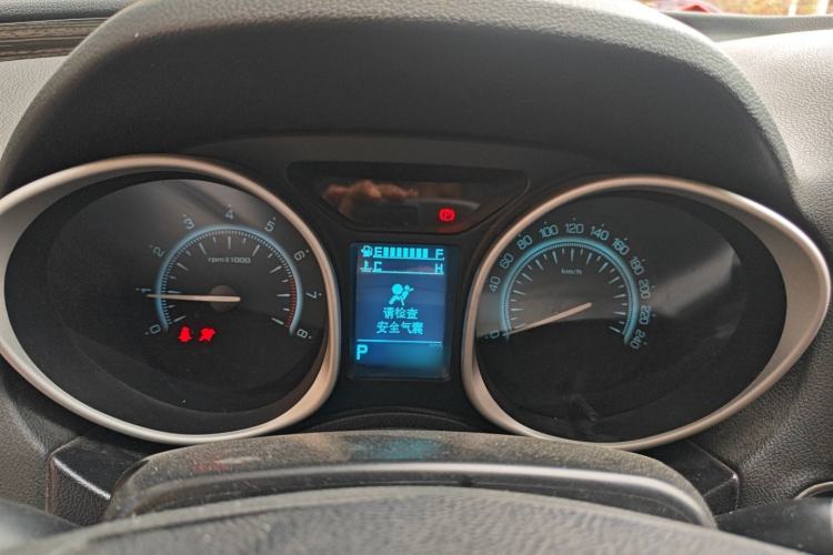 Used GAC Trumpchi GS5 Super 2015 2.0L Automatic Two-Wheel Drive Luxury Navigation Edition