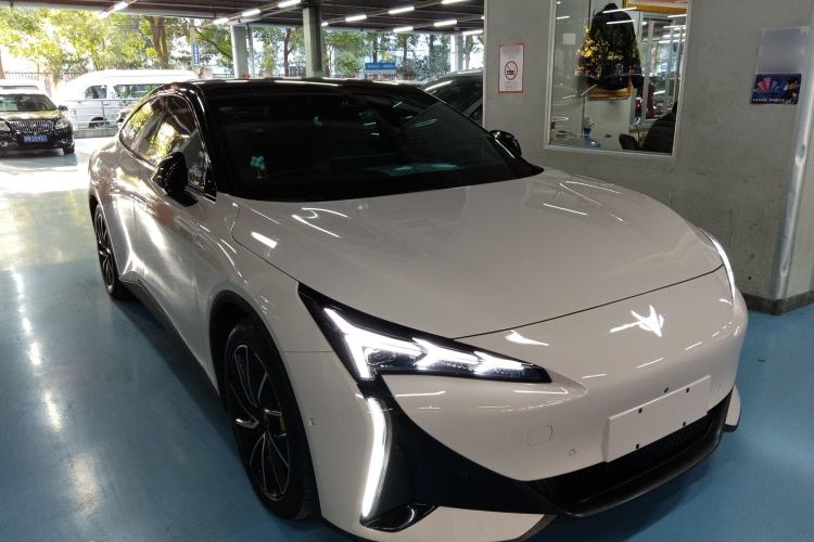 Used ARCFOX Alpha S5 2024 650ULTRA 390kW
