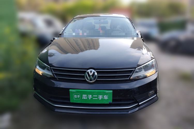 Used Volkswagen Sagitar 2015 230TSI Automatic Comfort Version
