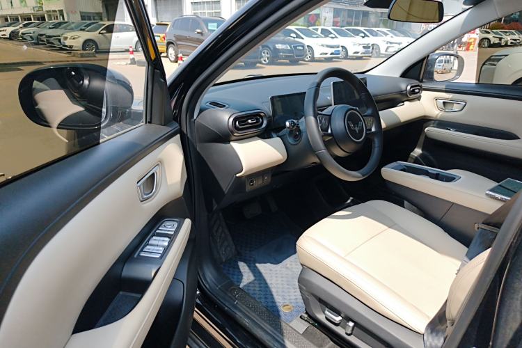 Used Wuling Bingo PLUS 2024 510 km Flagship Edition Four-Seater Version Driver Seat