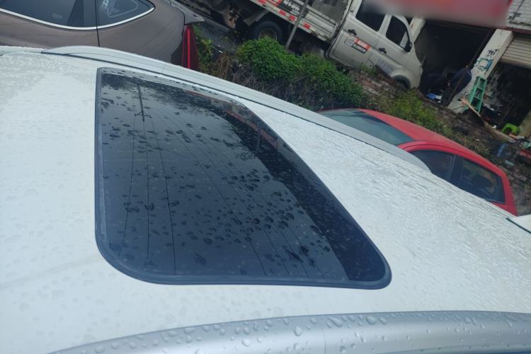 Used Geely Auto Emgrand 2017 Hatchback RS Million Edition 1.5L Manual Upward Version