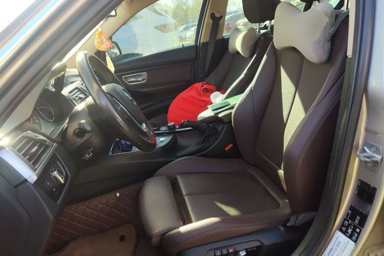 Used BMW 3 Series 2018 320Li xDrive Fashion Model Interior 1