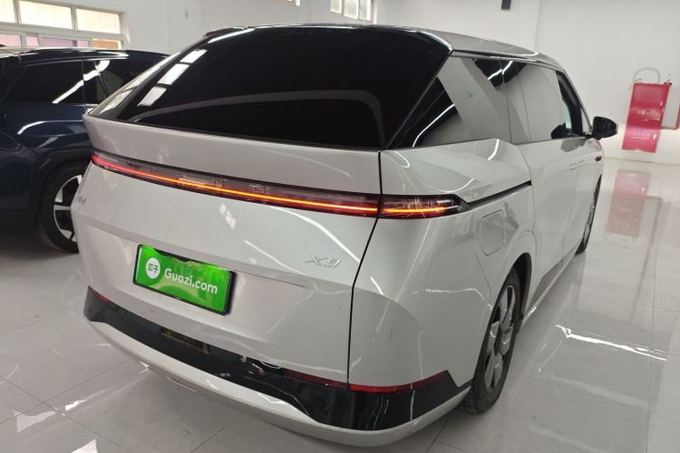 Used XPeng X9 2024 702 Ultra-Long Range Max