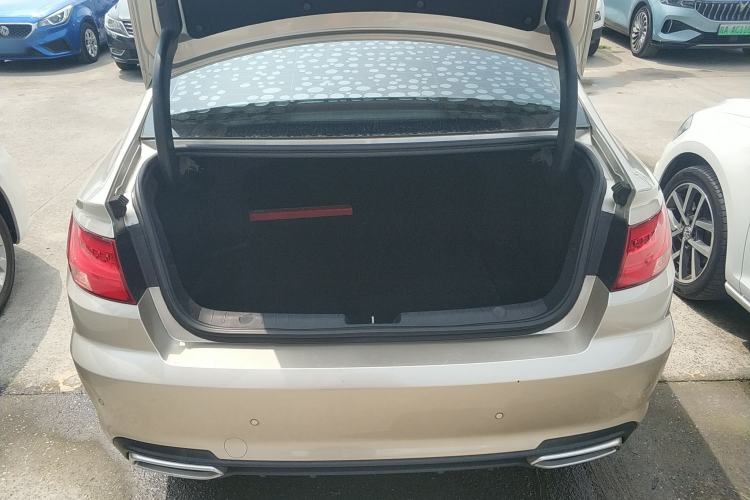 Used Geely Auto Emgrand GL 2017 1.8L Manual Elite Model Trunk