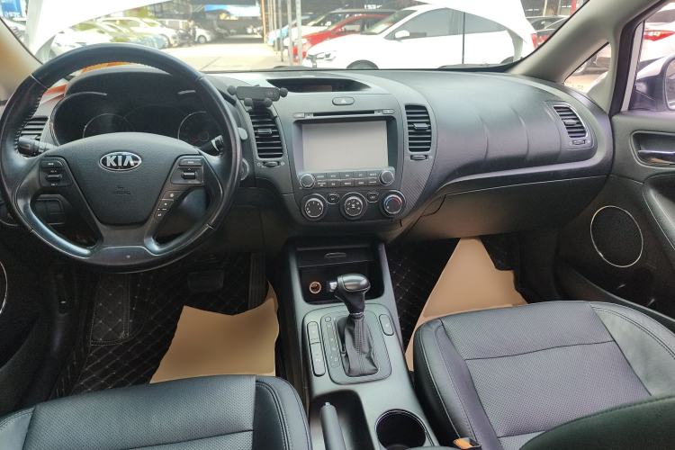 Used Kia K3 2015 1.6L Automatic GLS
