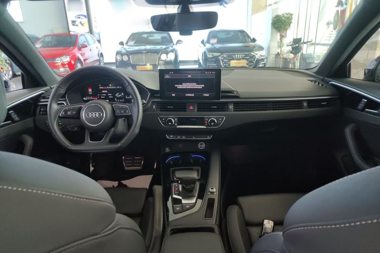 Used Audi A4L 2024 40 TFSI Luxury Dynamic Edition Center Console