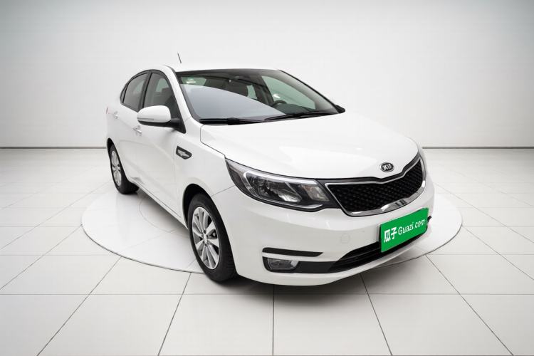 Used Kia K2 2015 Sedan 1.4L MT GLS Exterior 2