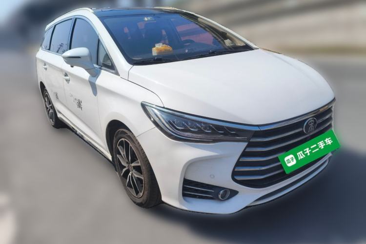 Used BYD Song MAX 2018 1.5T Automatic Smart Connect Luxury 6-Seater