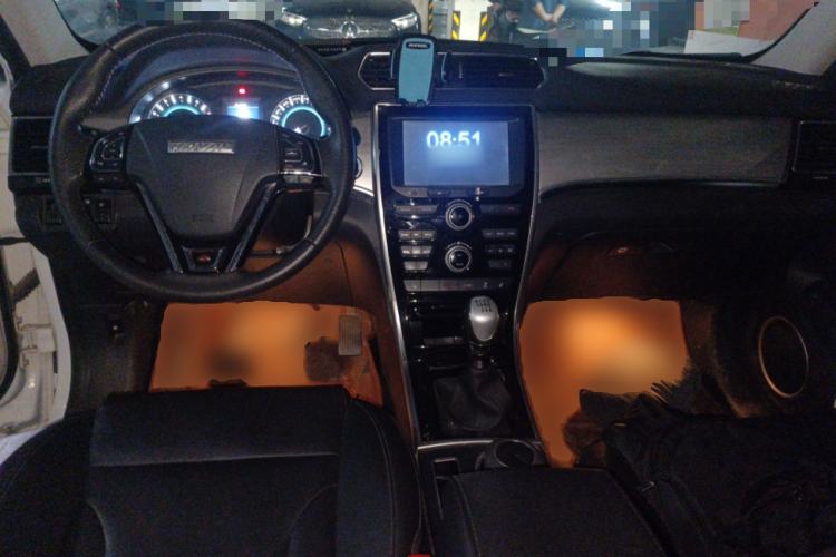 Used Haval H2 2016 Red-Label 1.5T Manual Two-Wheel Drive Luxury Model
