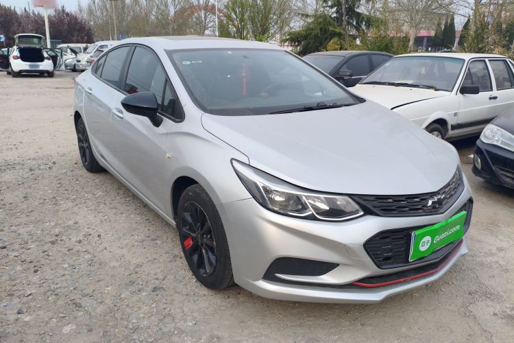Used Chevrolet Cruze 2018 Redline 320 Automatic Pioneer Edition
