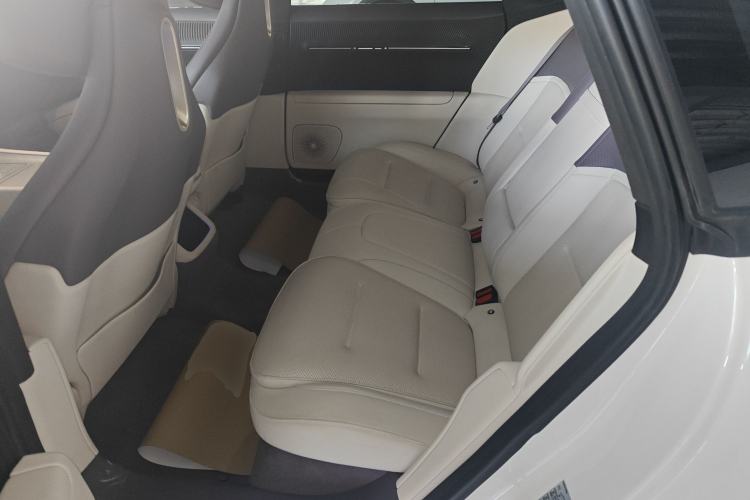 Used Avatr 12 2024 700 Three-Laser Rear-Wheel Drive Smart Enjoyment Version Interior 4