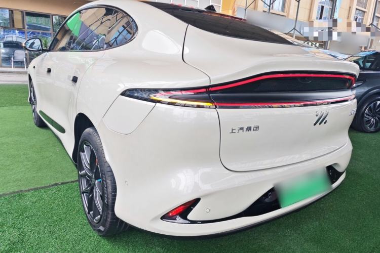 Used IM LS6 2023 Max Standard Edition Rear Left 45 Deg