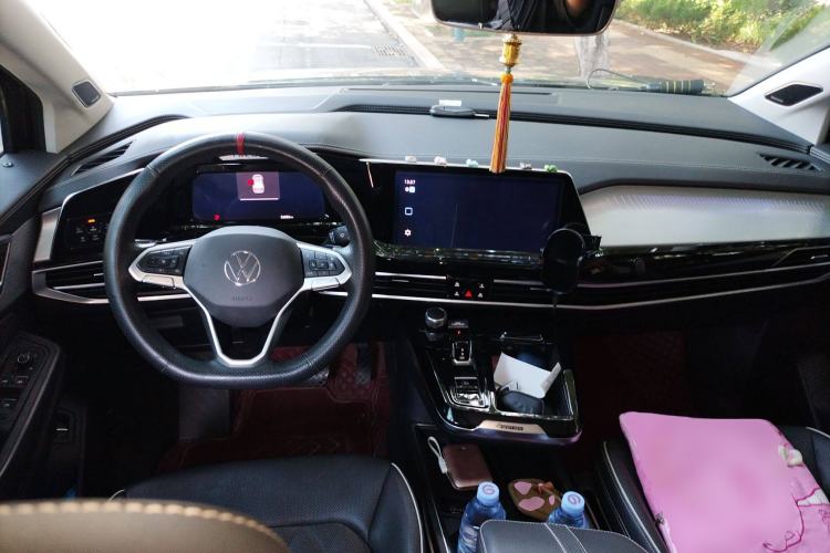 Used Volkswagen Talagon 2021 530TSI Four-Wheel Drive Flagship Shengjing Edition Pro Center Console