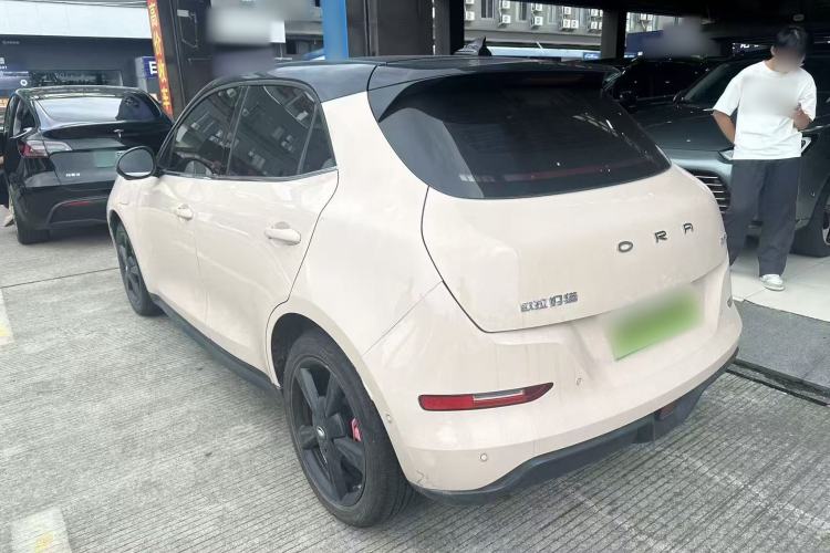 Used ORA Good Cat 2023 401 km Standard Range Premium Version Lithium Iron Phosphate Exterior 4