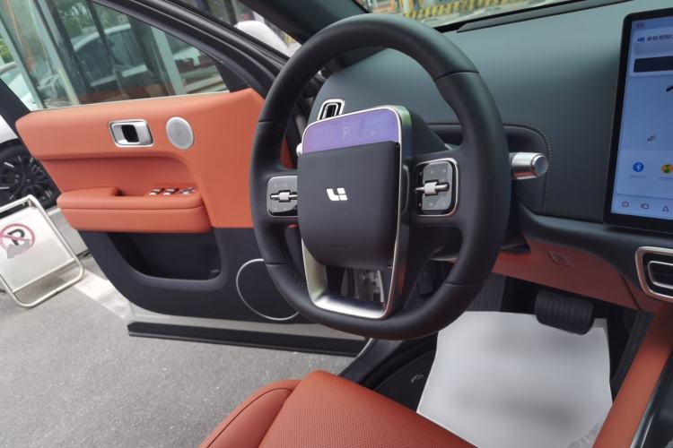 Used Li Auto L6 2025 Pro Smart Refresh Edition Steering Wheel