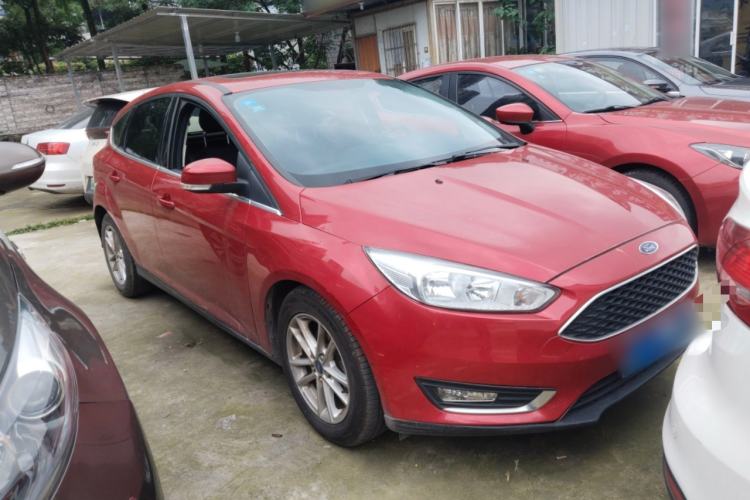 Used Ford Focus 2015 Hatchback EcoBoost 180 Automatic Elite Model Exterior 1