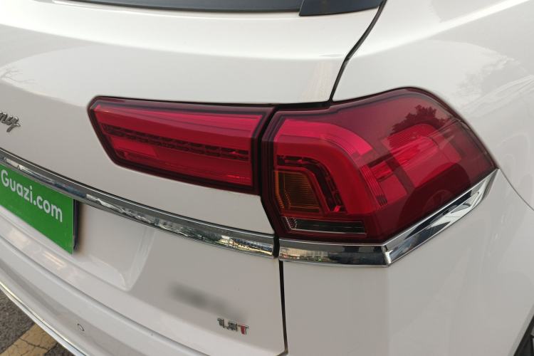 Used Zotye Domy X7 2017 Upgraded Edition 1.8T DCT Huashan Model
