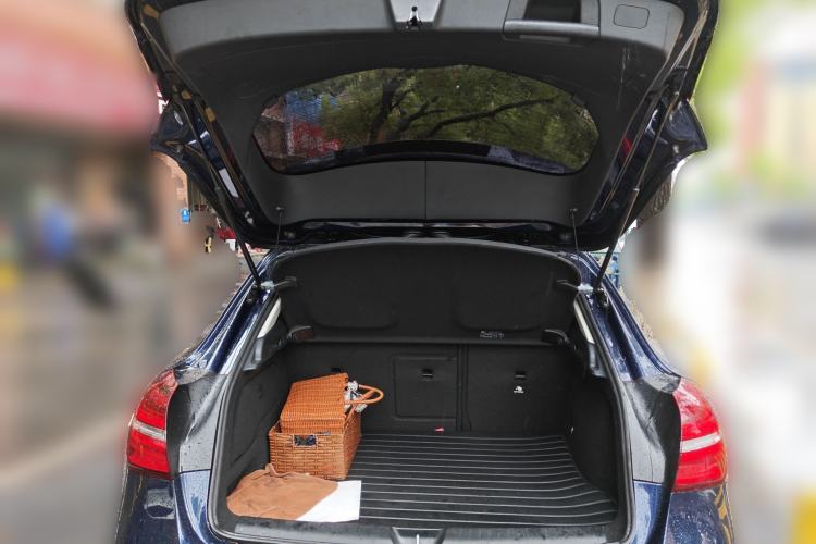 Used Mercedes-Benz GLA 2017 GLA 200 Sport Edition Trunk