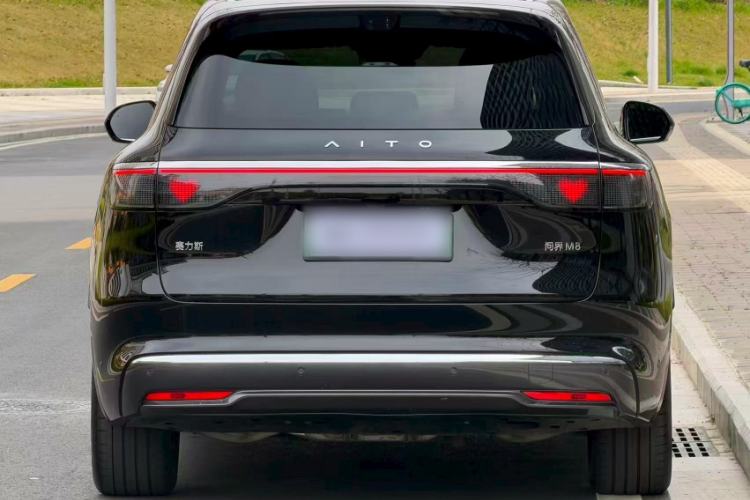 Used Hima AITO M8 2025 Extended-Range Max Version 37 kWh 5-Seater Exterior 6