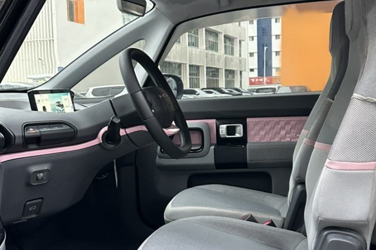 Used Baojun E300 2020 Star Travel Edition Interior 1