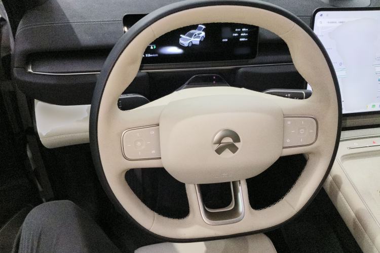 Used Nio EC6 2025 75 kWh
